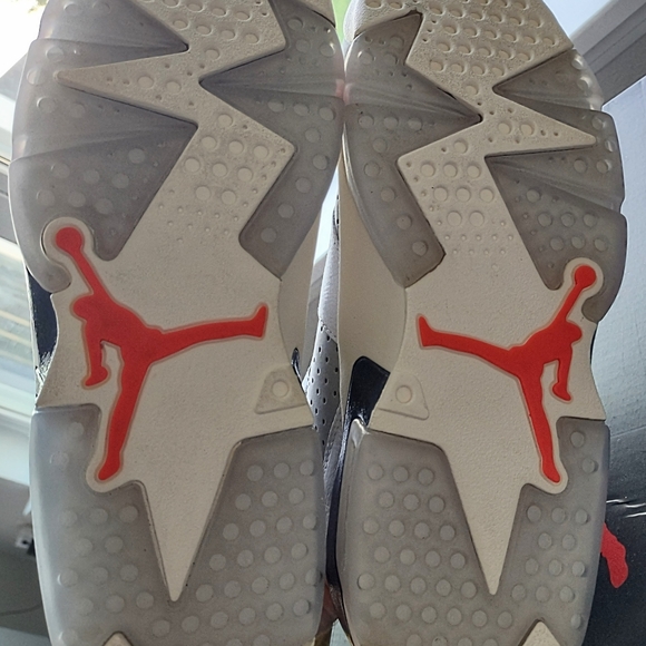 *SOLD* Jordan Retro 6 (Tinker) - Picture 6 of 7